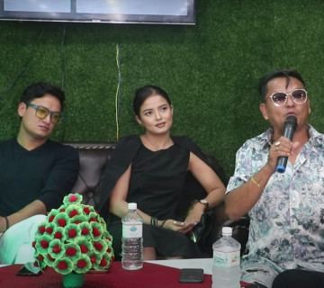 माफी माग्दै सोभितले भने, 'महानायक राजेश हमाल नै हुन्'